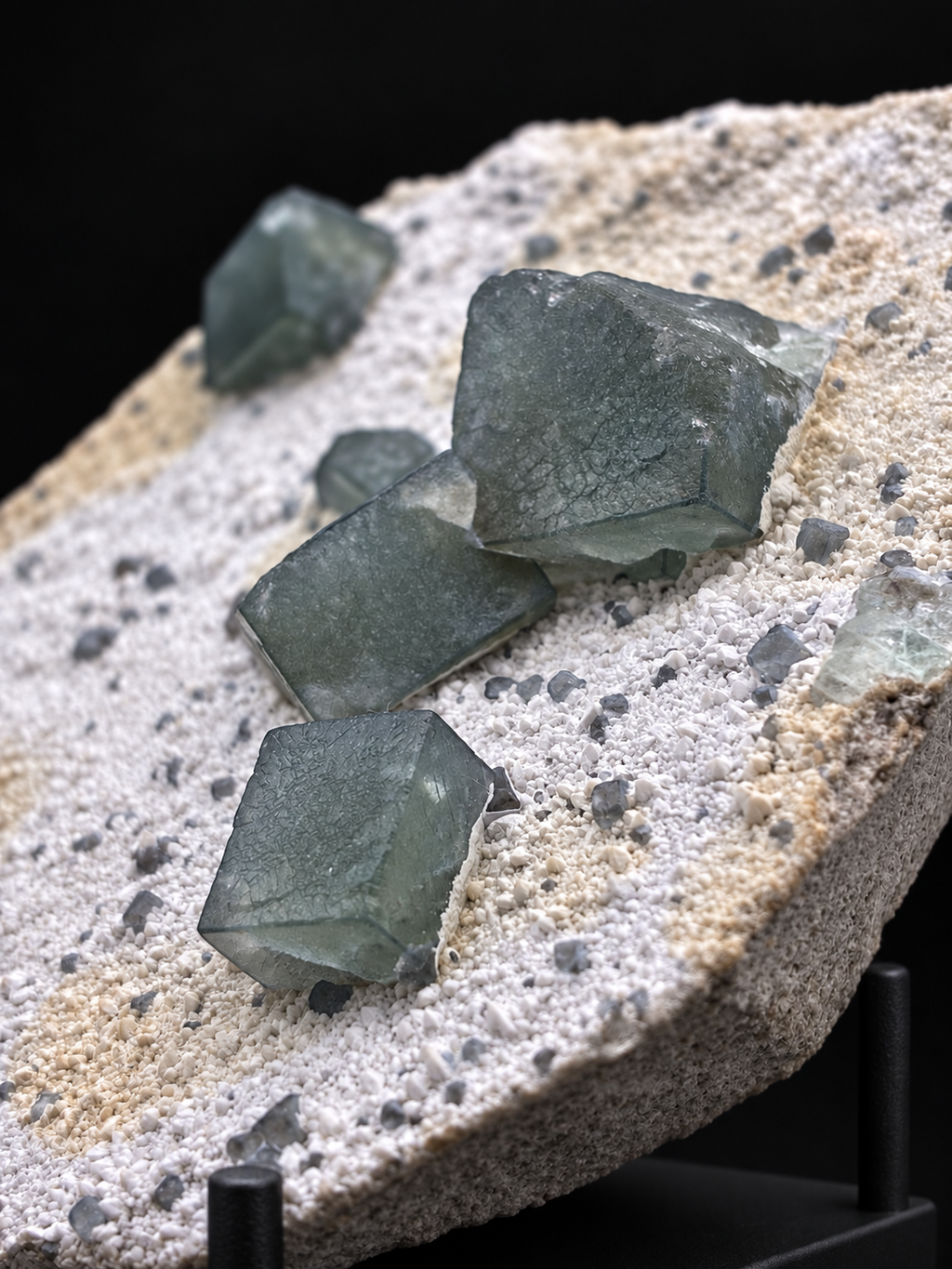 Fluorite on Matrix – Vivid Blue & Violet UV Fluorescence – Morandi Mine, Inner Mongolia, China